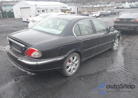 2005 Jaguar X-Type 3.0 z USA, uszkodzony, nr VIN SAJWA51AX5WE57144